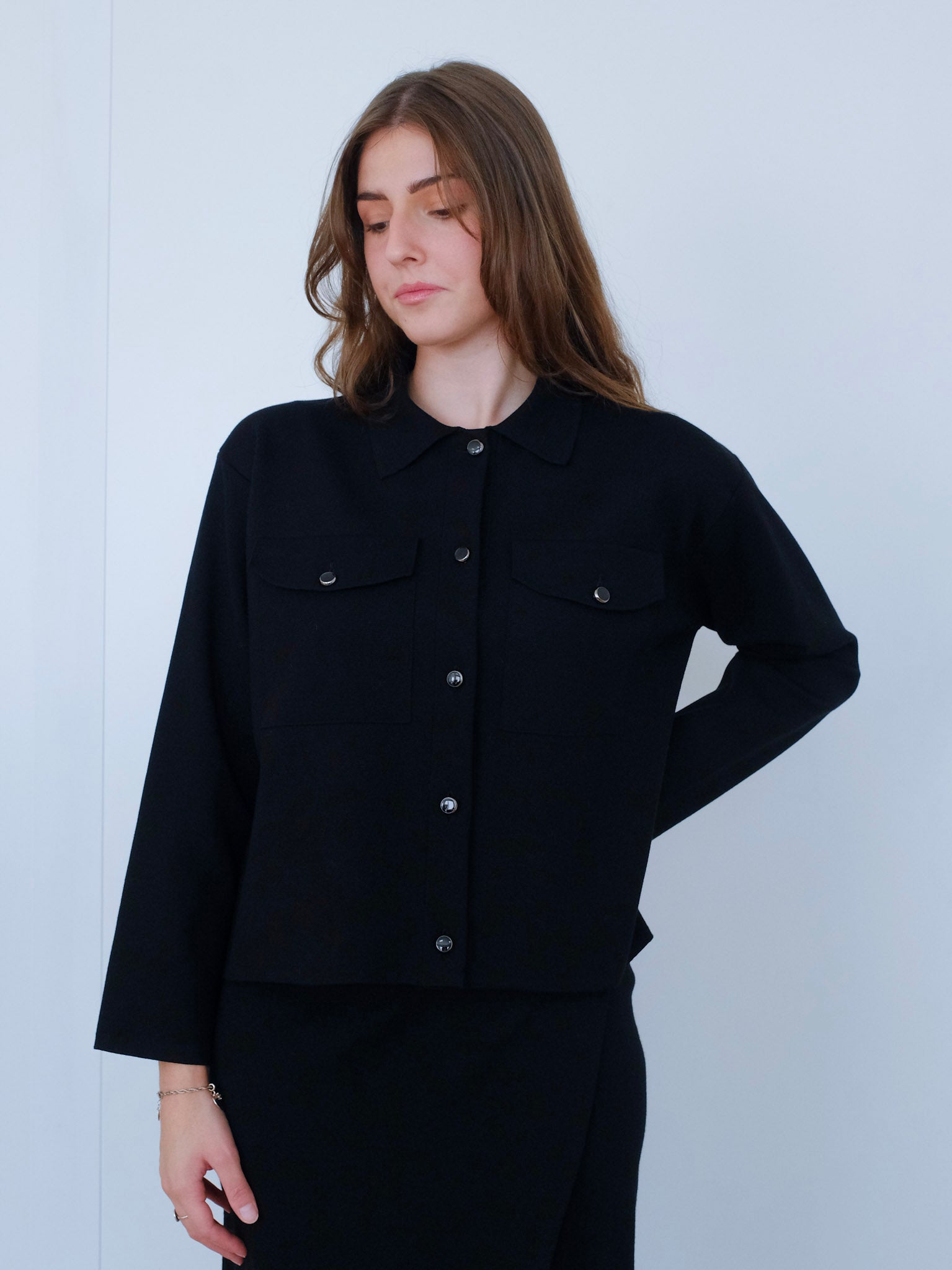 Cardigan con Collo a Camicia e Tasche