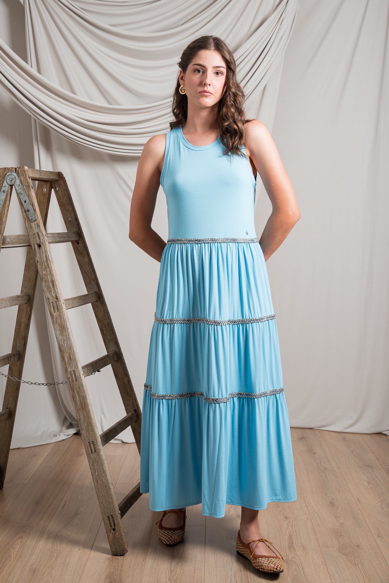 Abito Lungo a Balze con Passamaneria