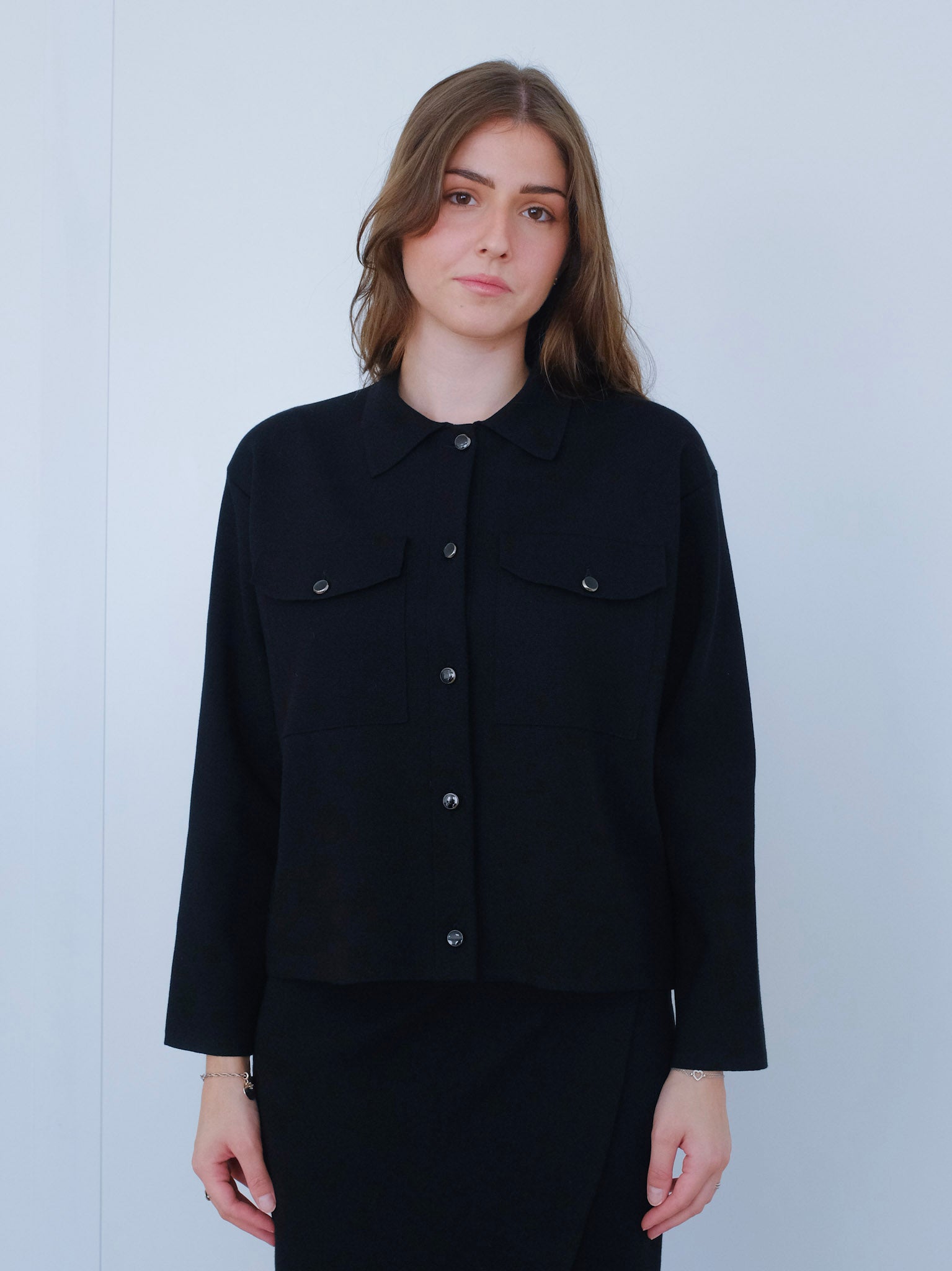 Cardigan con Collo a Camicia e Tasche