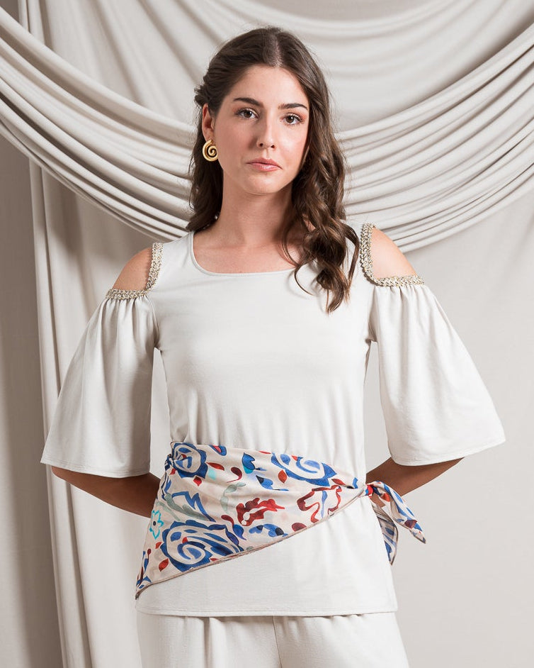 T-shirt Spalle Scoperte con Passamaneria